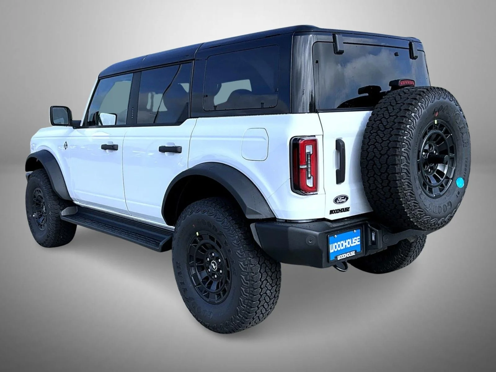 New 2026 Oxford White Ford Outer Banks image 7