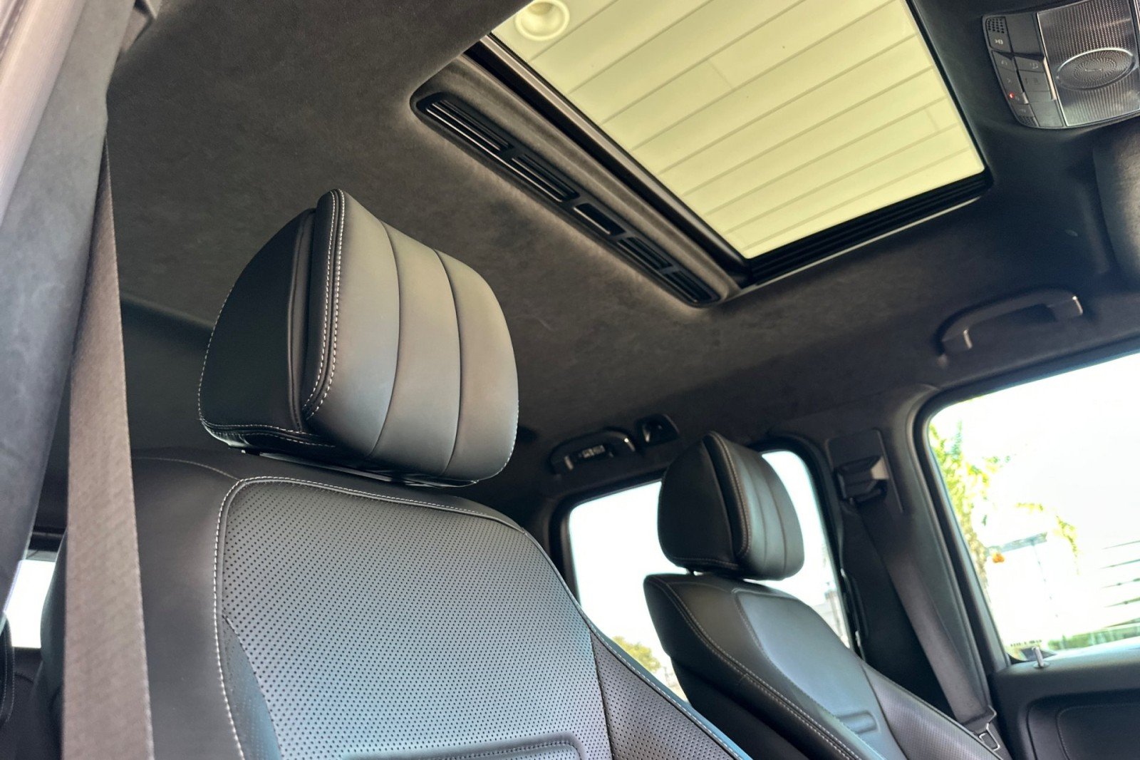 Used 2023 Black Mercedes-Benz G 550 image 17