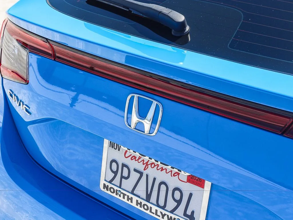 Certified Used 2025 Boost Blue Pearl Honda Sport image 8