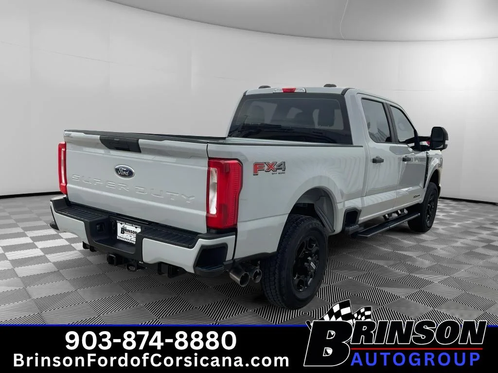 New 2026 Avalanche Ford XL image 5