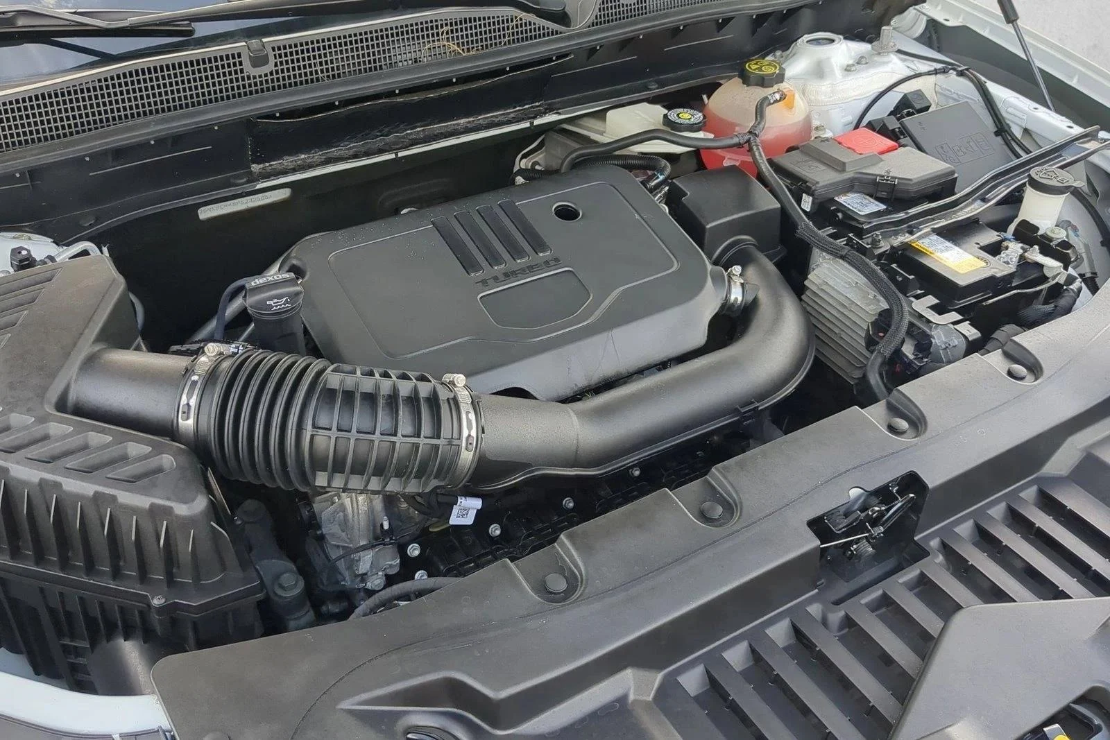 Used 2023 Summit White Chevrolet LT image 20