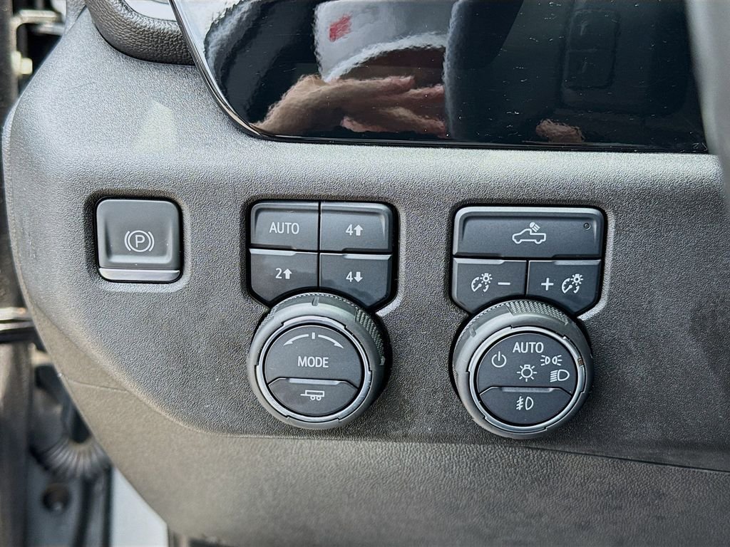 Used 2023 Gray Chevrolet RST image 30