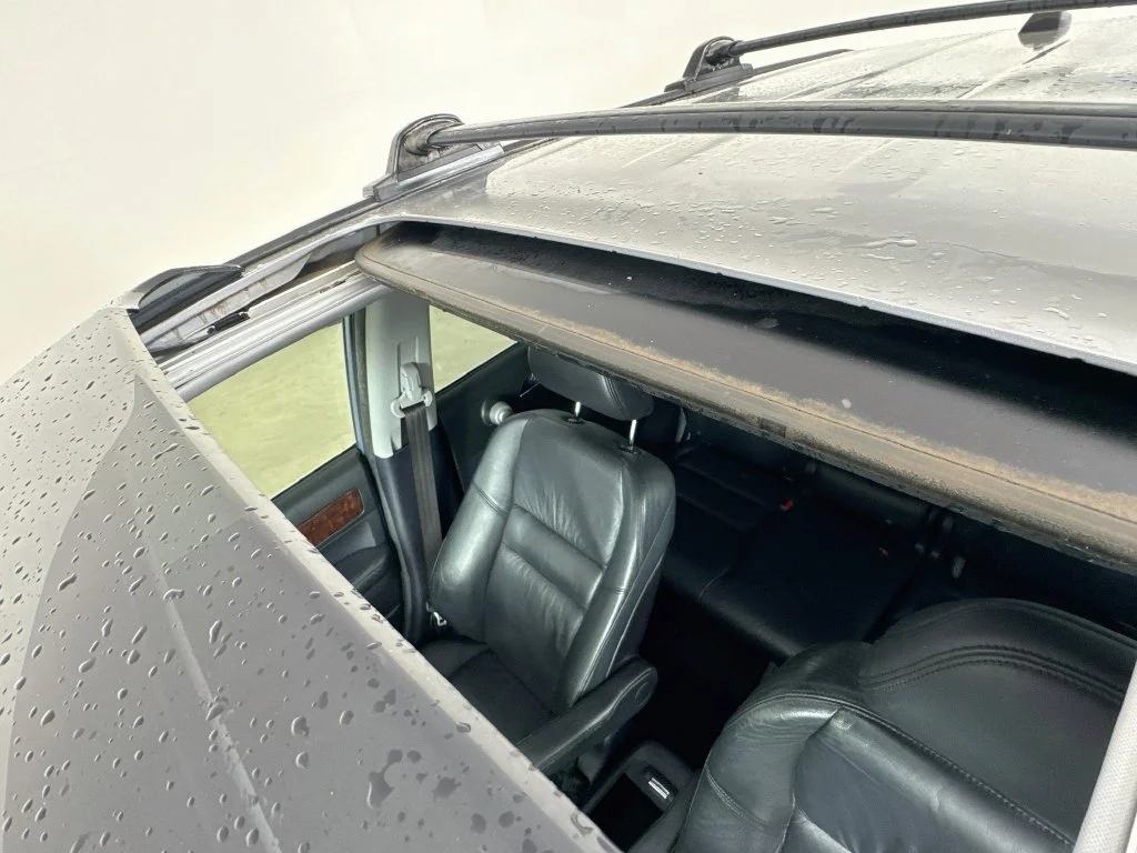 Used 2007 Silver Honda EX-L image 24