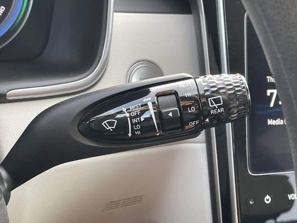 Used 2024 Black Pearl Hyundai Blue image 13