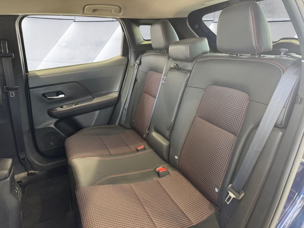 Used 2025 Blue Nissan SR image 18