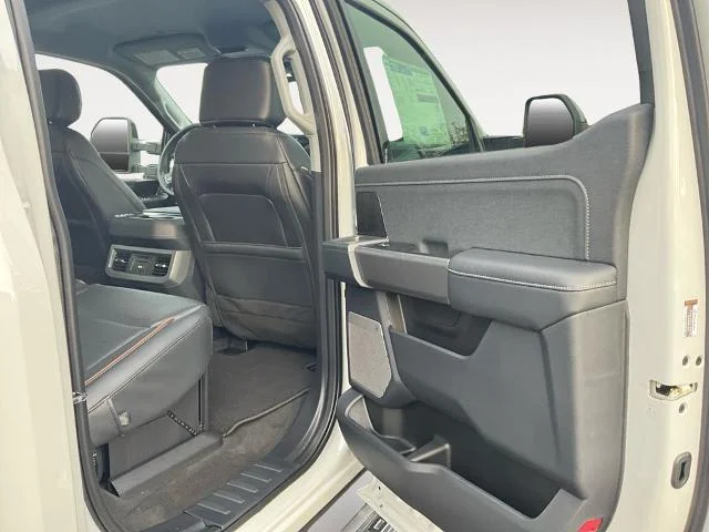 2026 Ford F-350 Super Duty Lariat - Photo 33