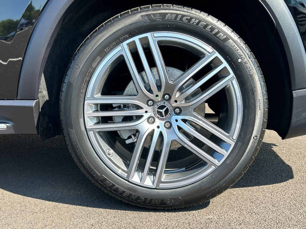 New 2026 Black Mercedes-Benz GLS 450 image 75