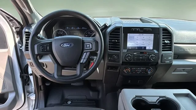 Used 2020 White Ford XL image 12