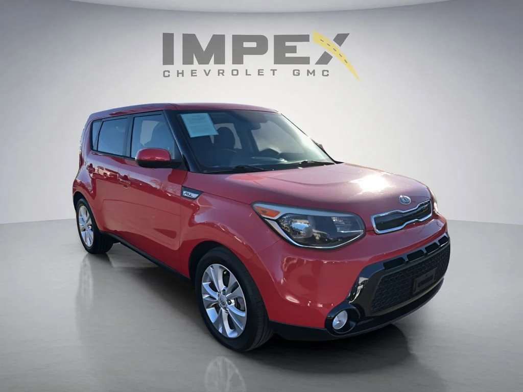 Used 2016  Kia + image 7