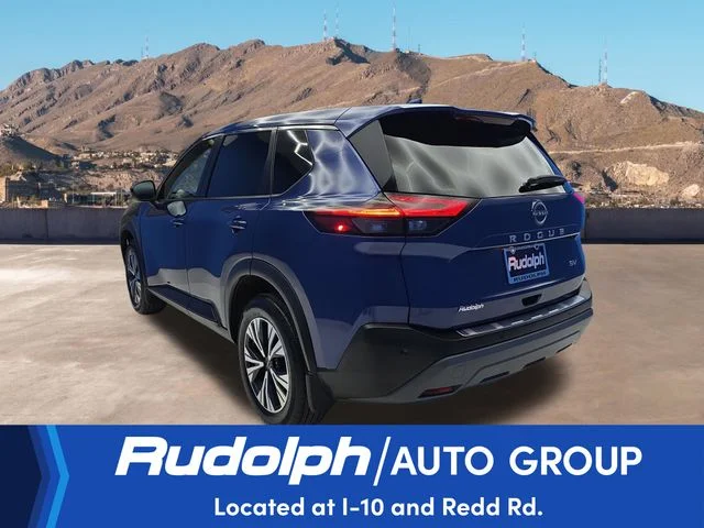 Used 2022 Blue Nissan SV image 3