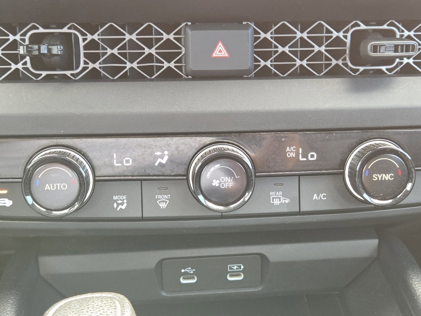 2023 Honda Accord EX - Photo 30