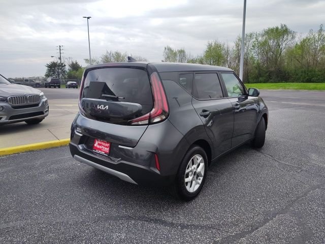 Used 2025 Gray Kia LX image 7