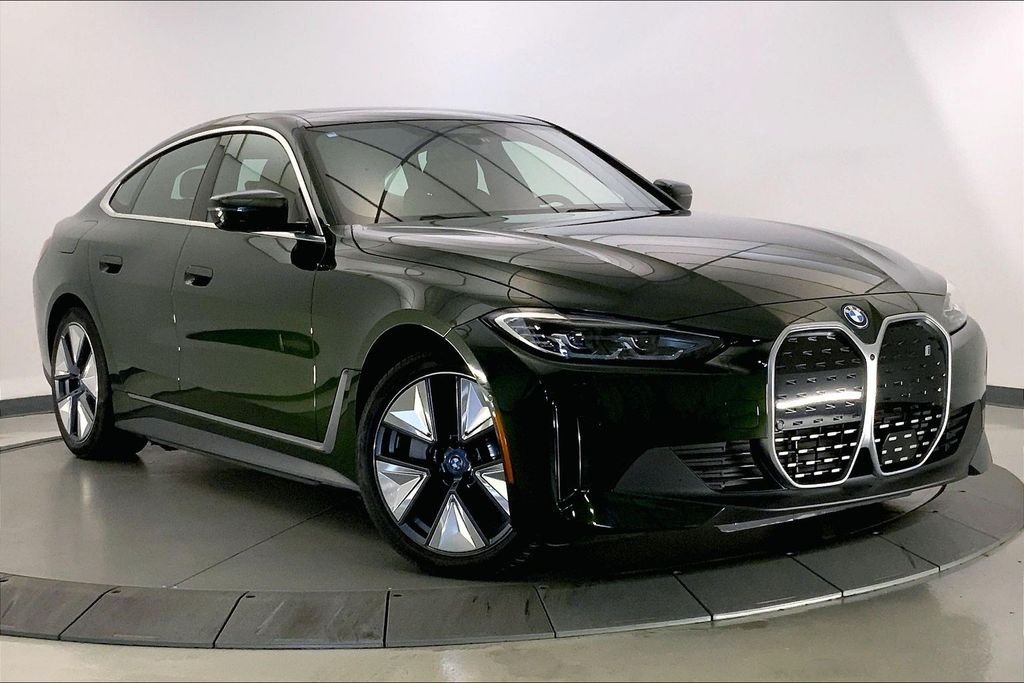 Certified Used 2023 Green Metallic BMW eDrive35 image 31