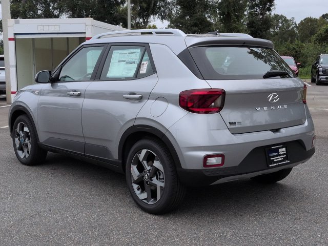 New 2026 Silver Hyundai SEL image 36