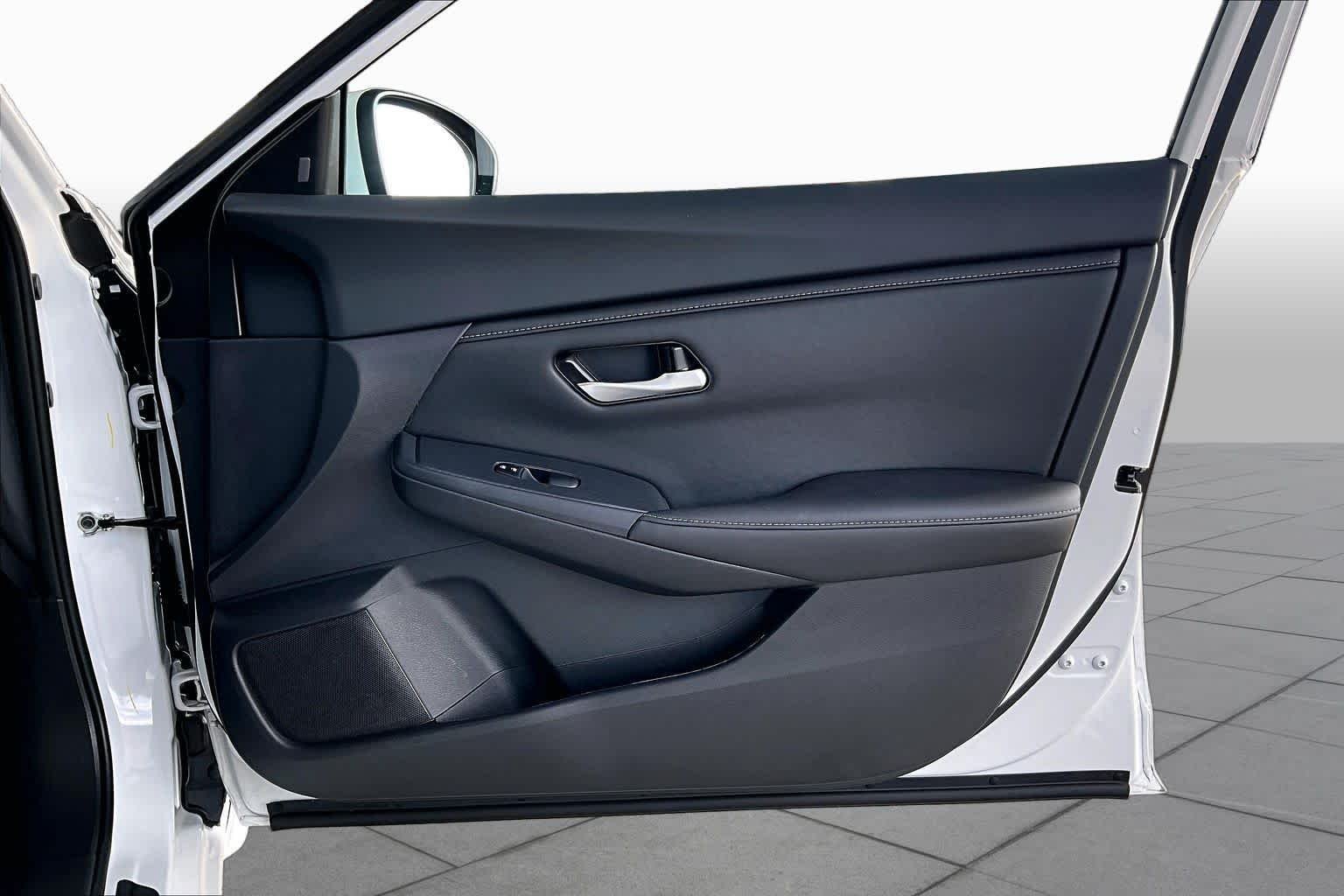 Certified Used 2025 Fresh Powder Nissan SV image 22