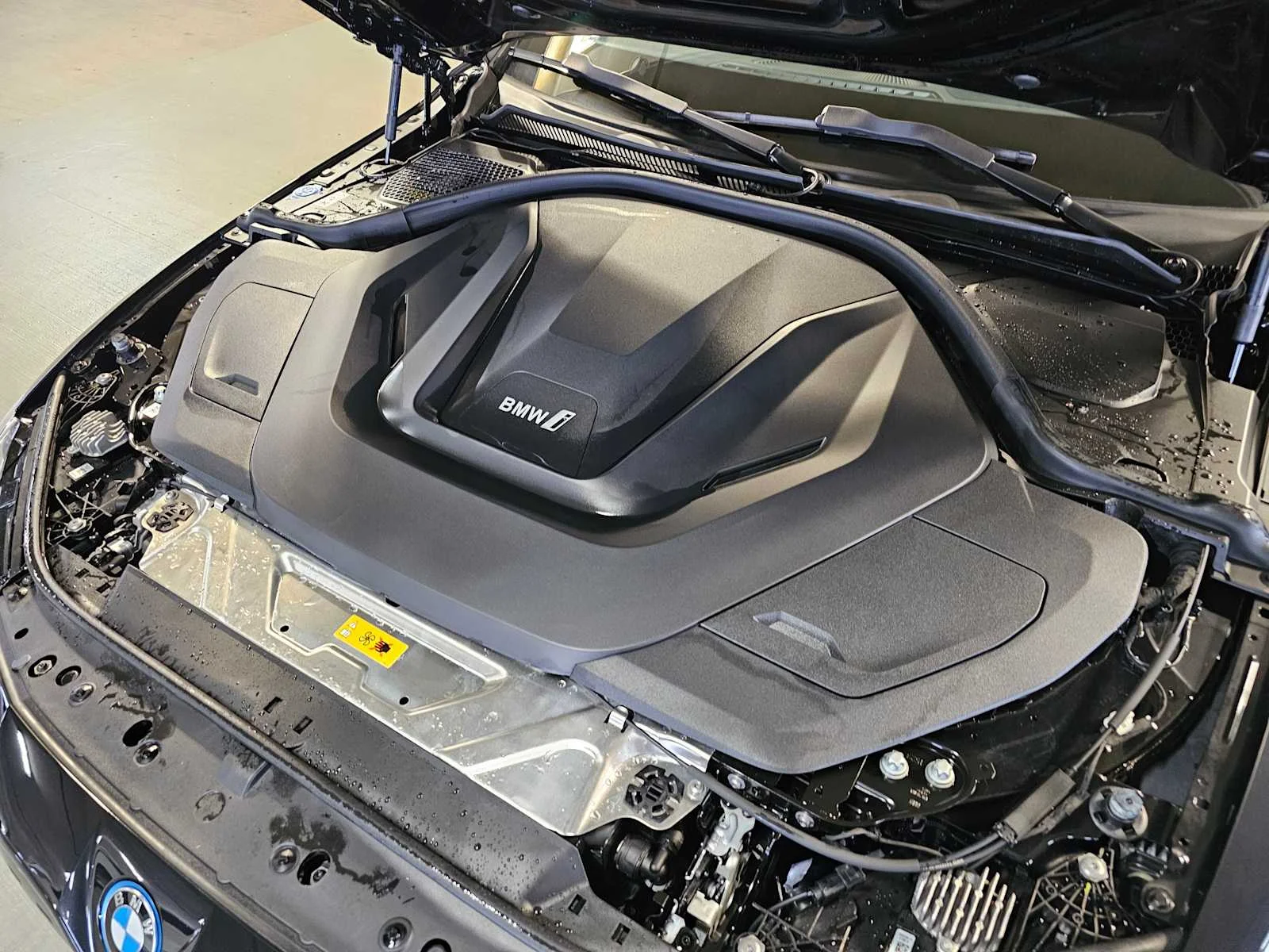 Certified Used 2023 Black Sapphire Metallic BMW eDrive40 image 9