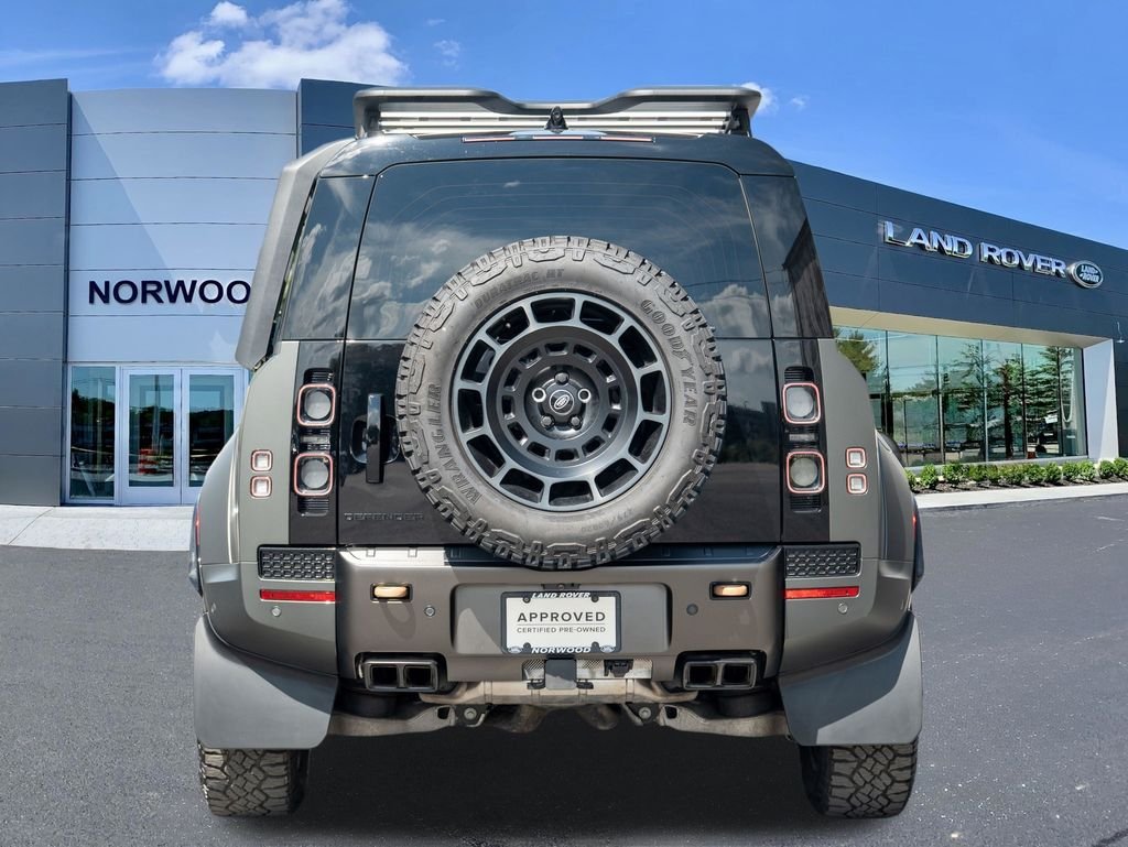 Certified Used 2025 Green Land Rover OCTA image 5