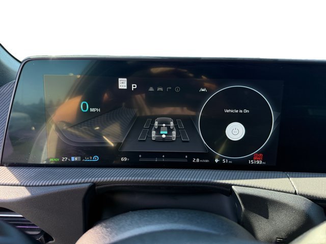 Used 2024 Snow White Pearl Kia GT image 11