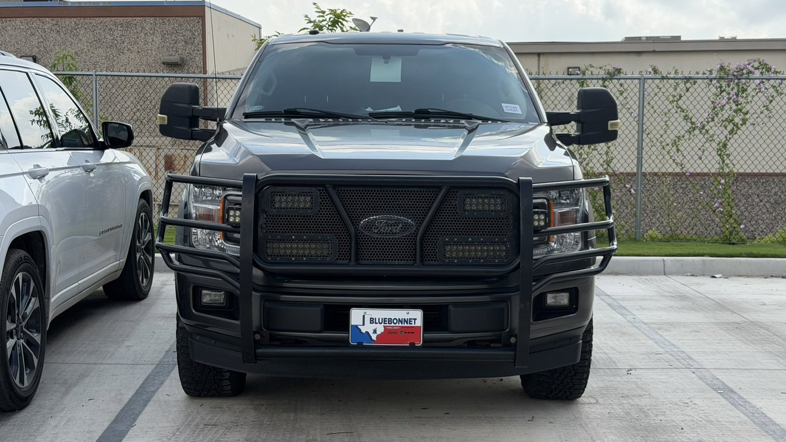 Certified Used 2018 Magnetic Ford XL image 2