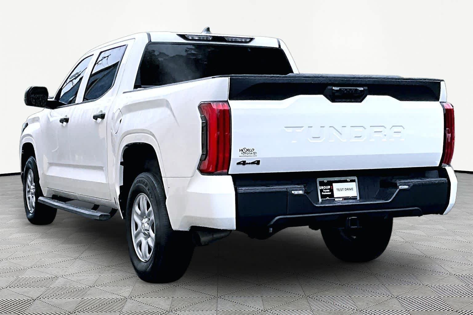 Used 2025 Ice Cap Toyota SR image 12
