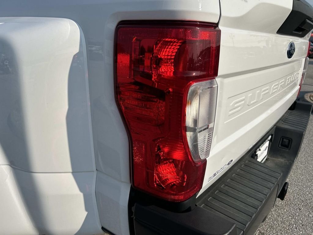 Used 2021 Oxford White Ford XL image 11