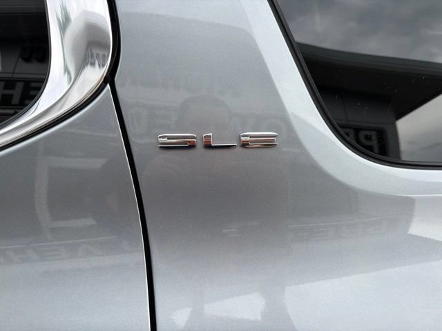 Used 2023 Sterling Metallic GMC SLE image 11