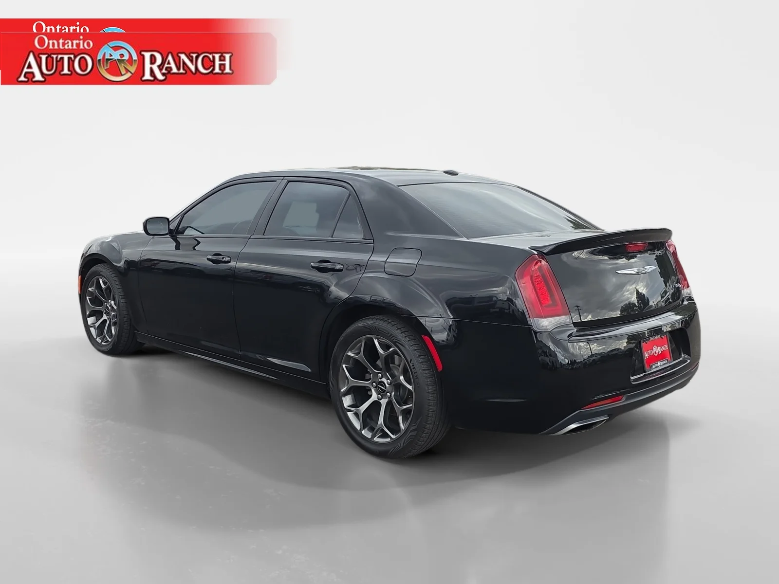 Used 2017 Gloss Black Chrysler 300S image 3