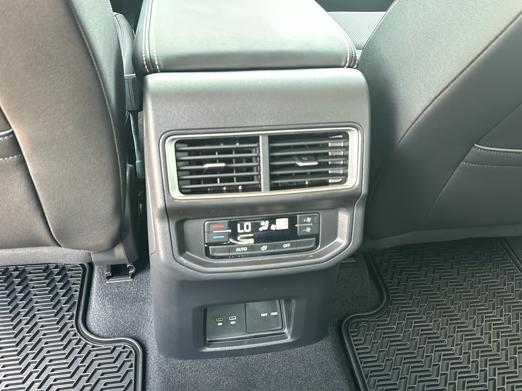 New 2026 Black Volkswagen 2.0T SE w/Technology image 16