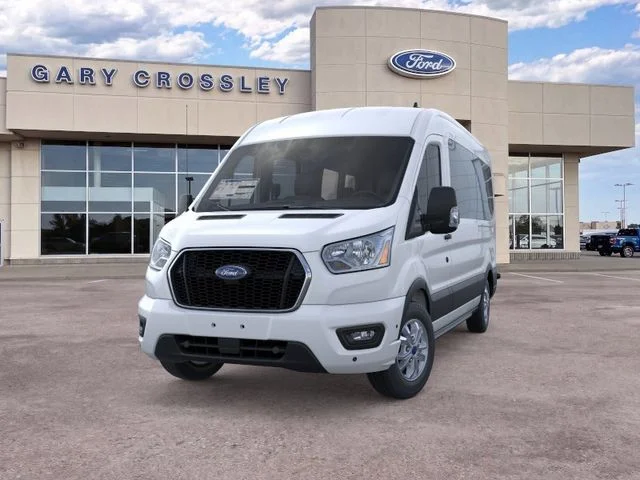 New 2025 Oxford White Ford Passenger Van XLT image 2