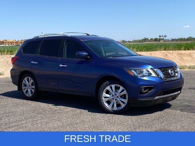 Used 2018 Caspian Blue Nissan SL image 38