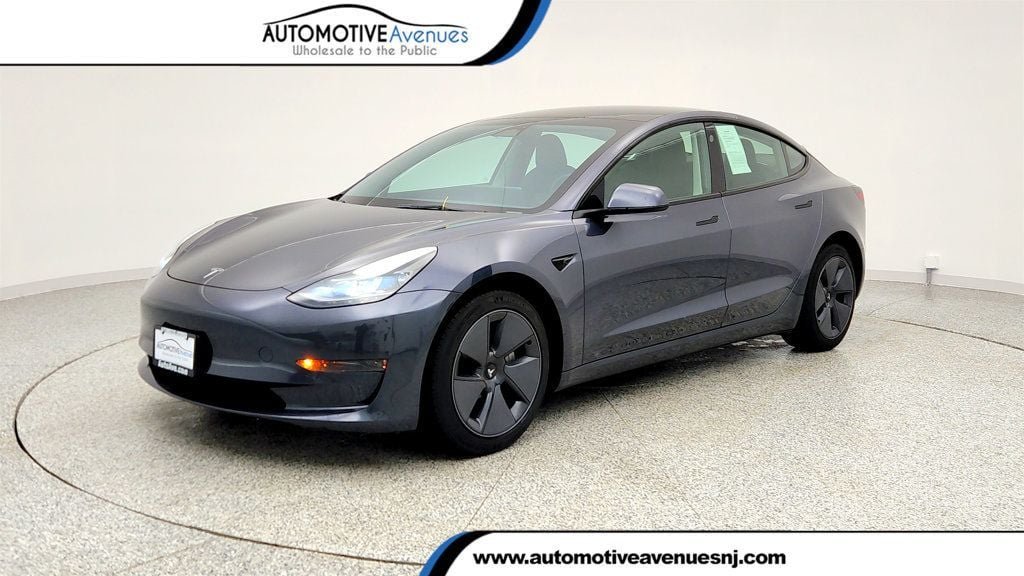 2023 Tesla Model 3 Base