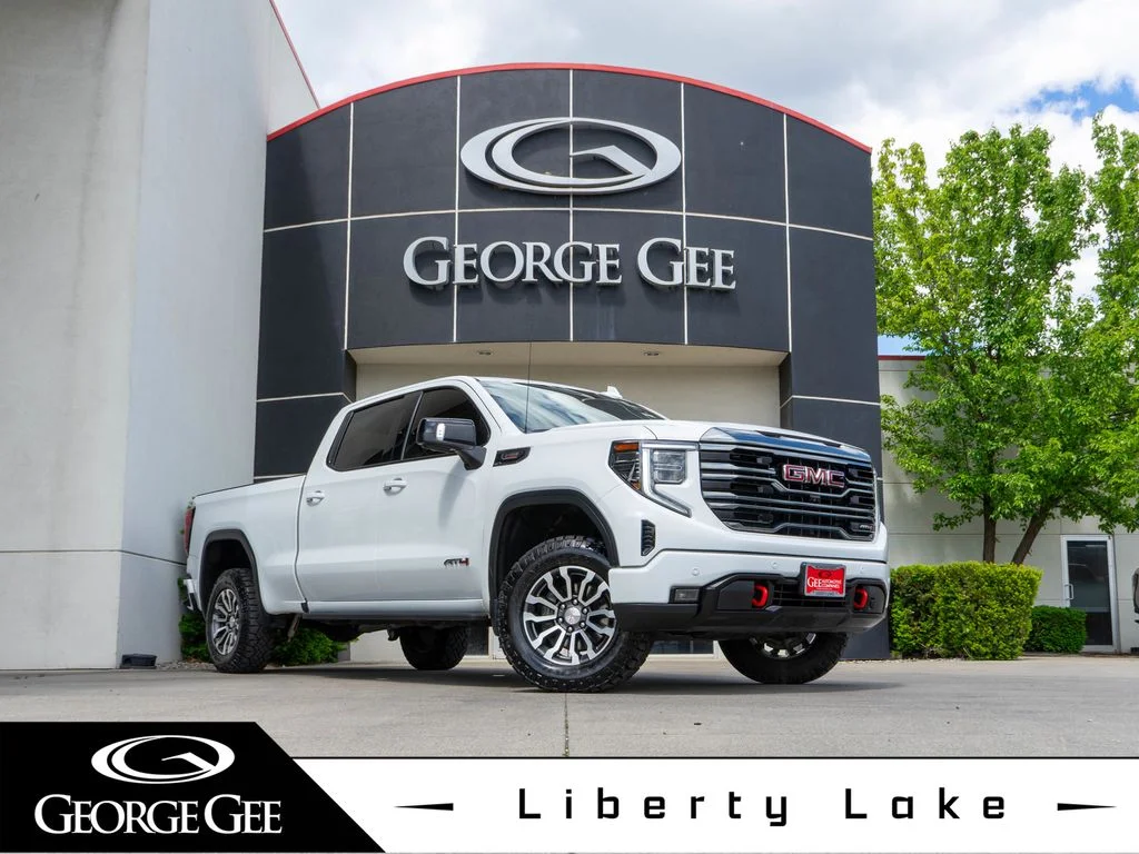 2023 GMC Sierra 4WD Crew Cab Short Box AT4's photo