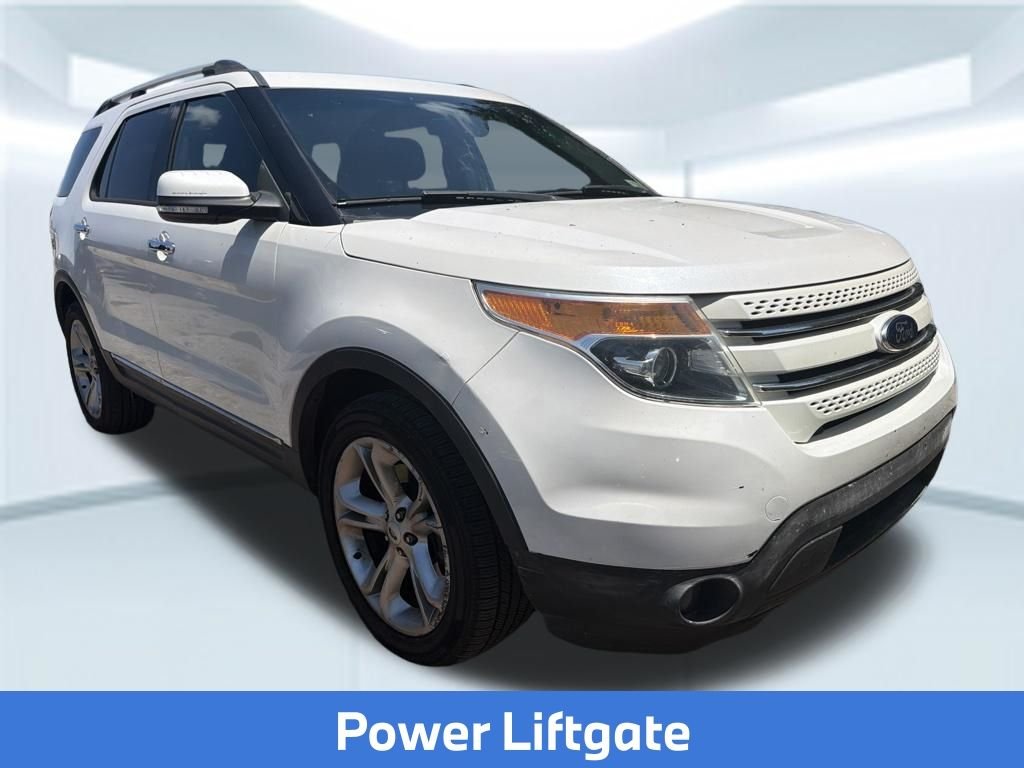 Used 2015 White Ford Limited image 4