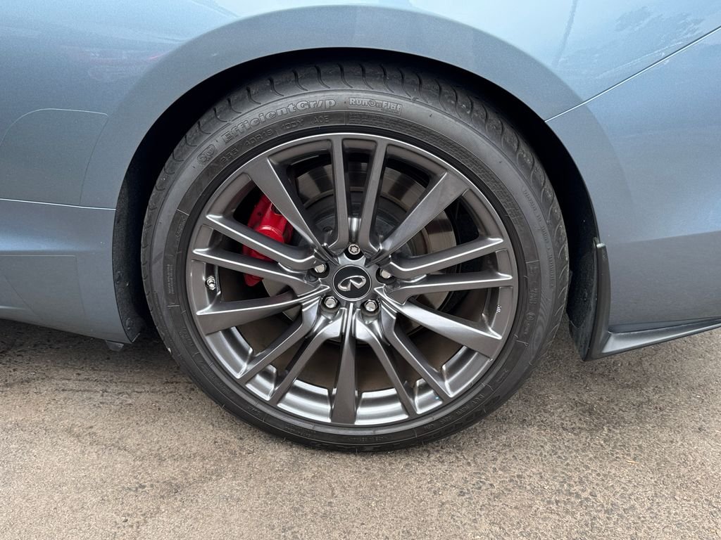 Used 2017 Blue INFINITI Red Sport 400 image 7