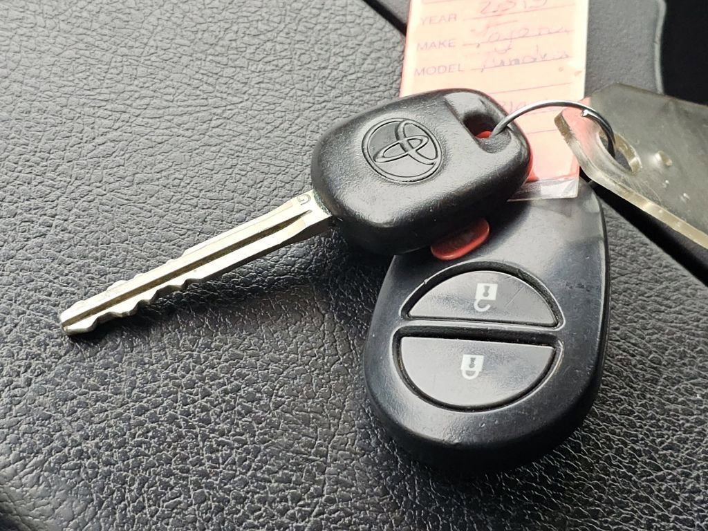 Used 2015 Black Toyota SR5 image 35