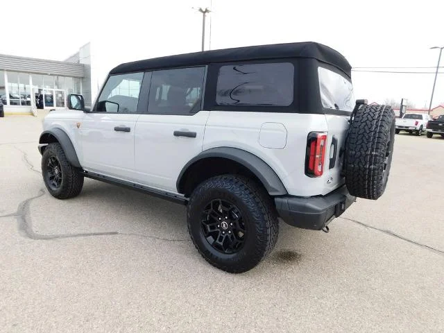 New 2026 Avalanche Gray Ford Badlands® image 46