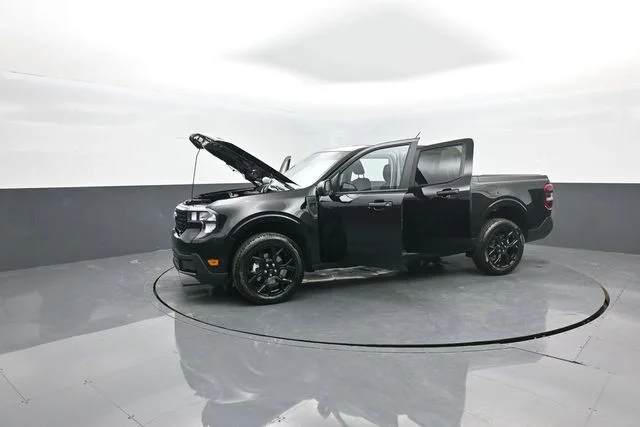 New 2026 Shadow Black Ford XLT image 37