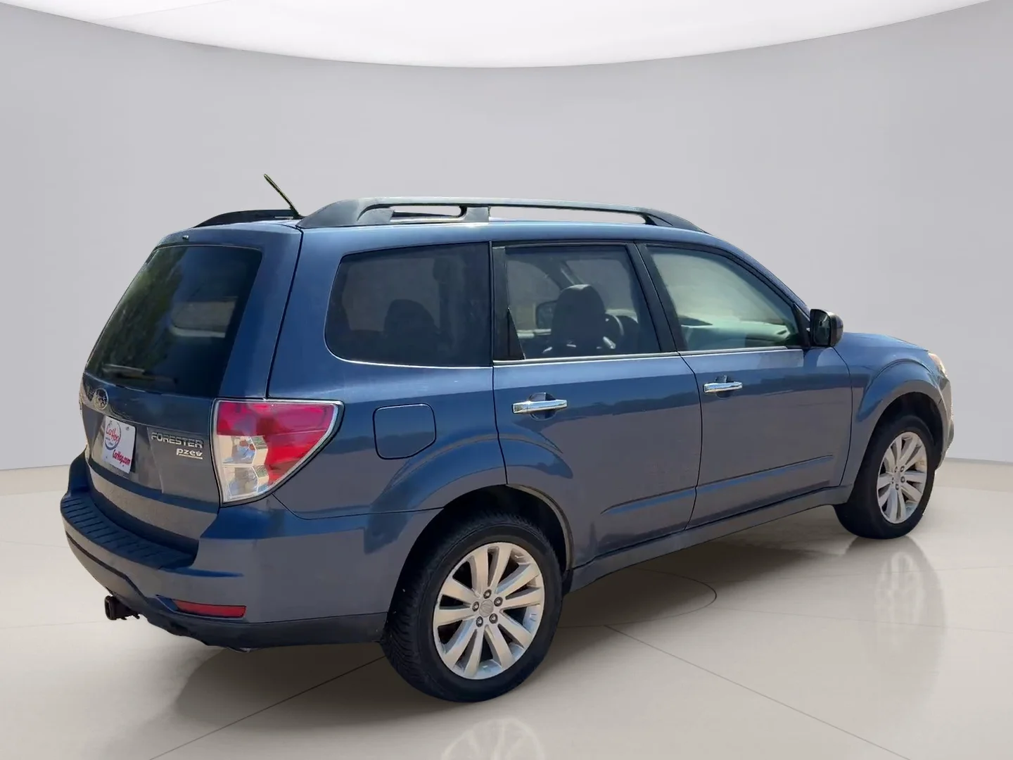 Used 2013 Blue Subaru 2.5X PREM image 5
