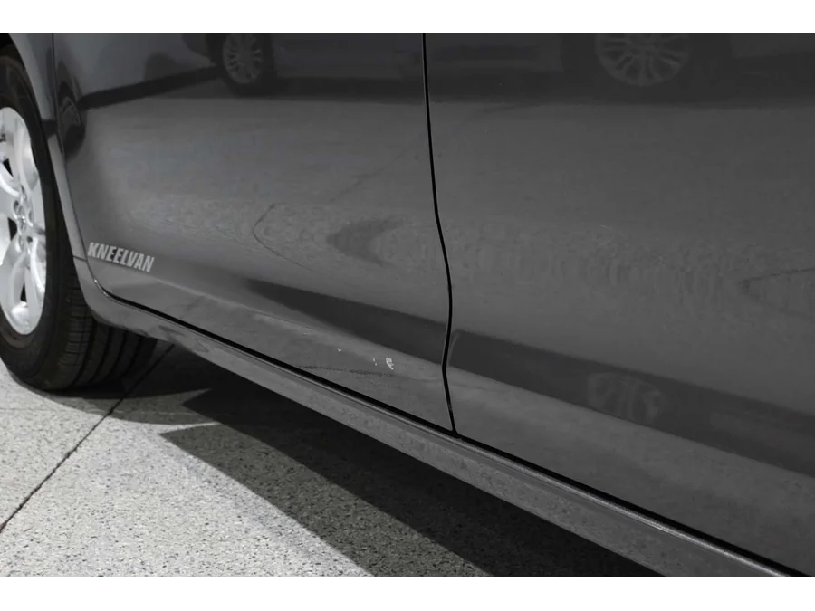 Used 2013 GRAY Toyota LE Mobility Handicap Van image 37