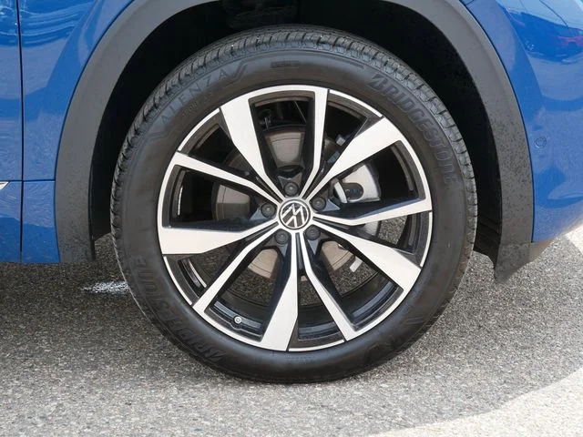 Certified Used 2026 Blue Volkswagen 2.0T SEL Premium R-Line image 9