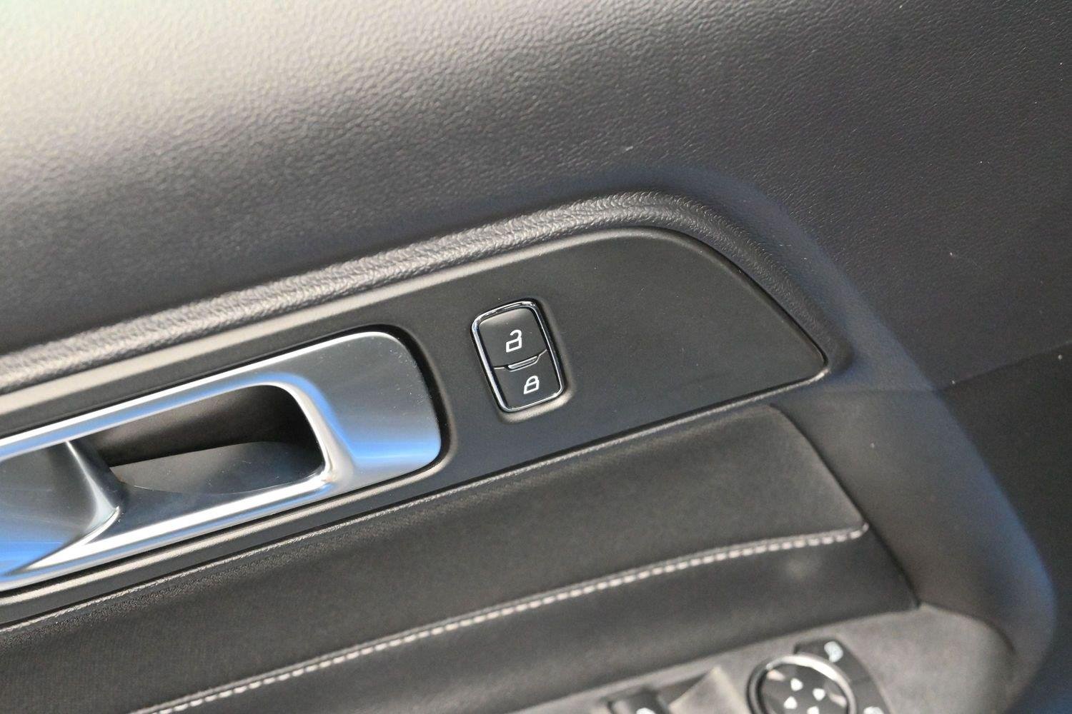 Used 2021 Velocity Blue Ford GT image 10