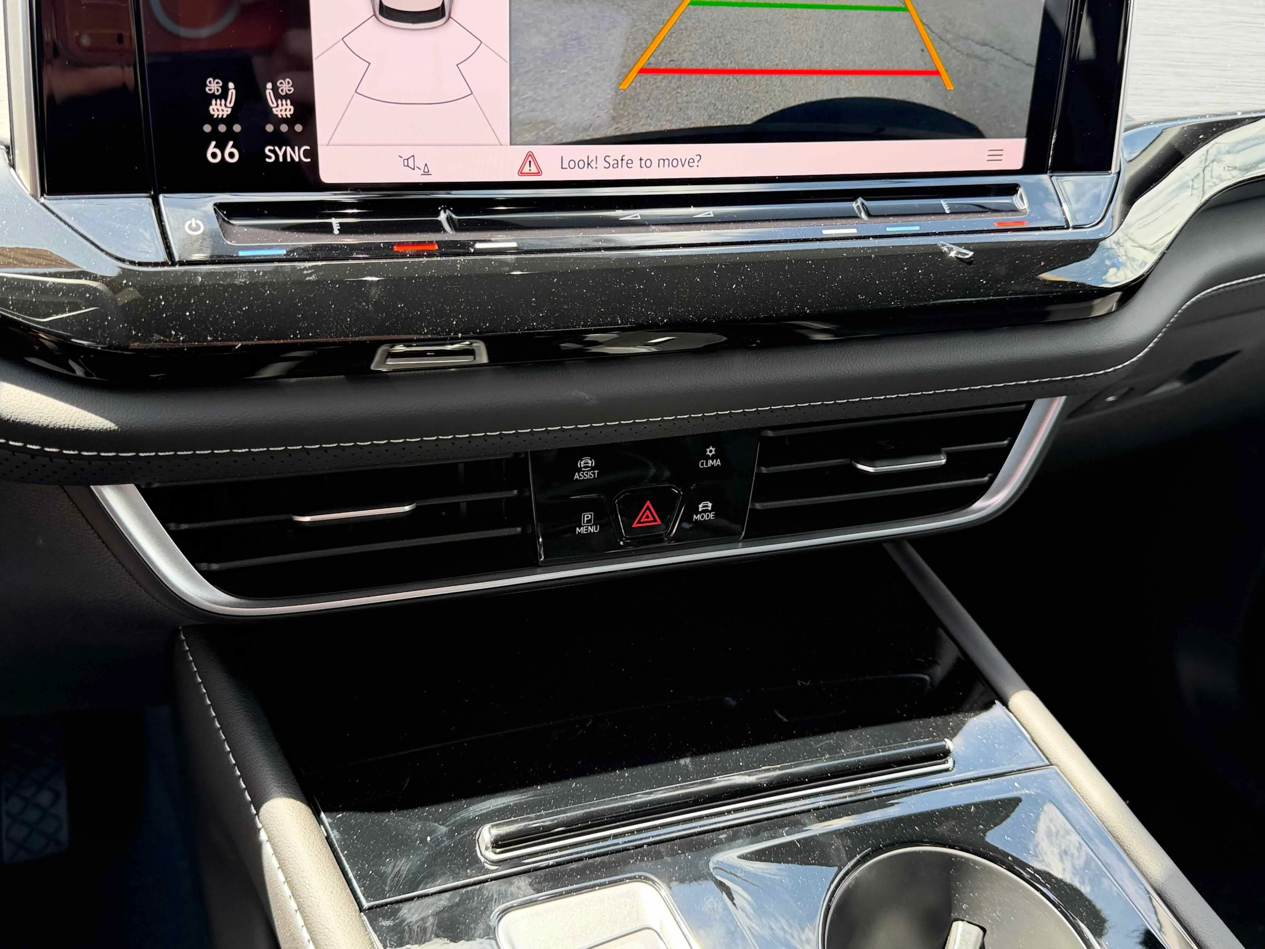 New 2026 Deep Black Volkswagen 2.0T SE w/Technology image 21