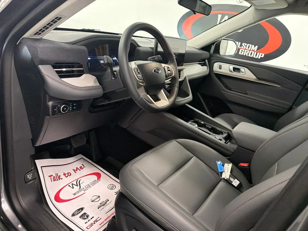 New 2026 Carbonized Gray Metallic Ford Active image 11