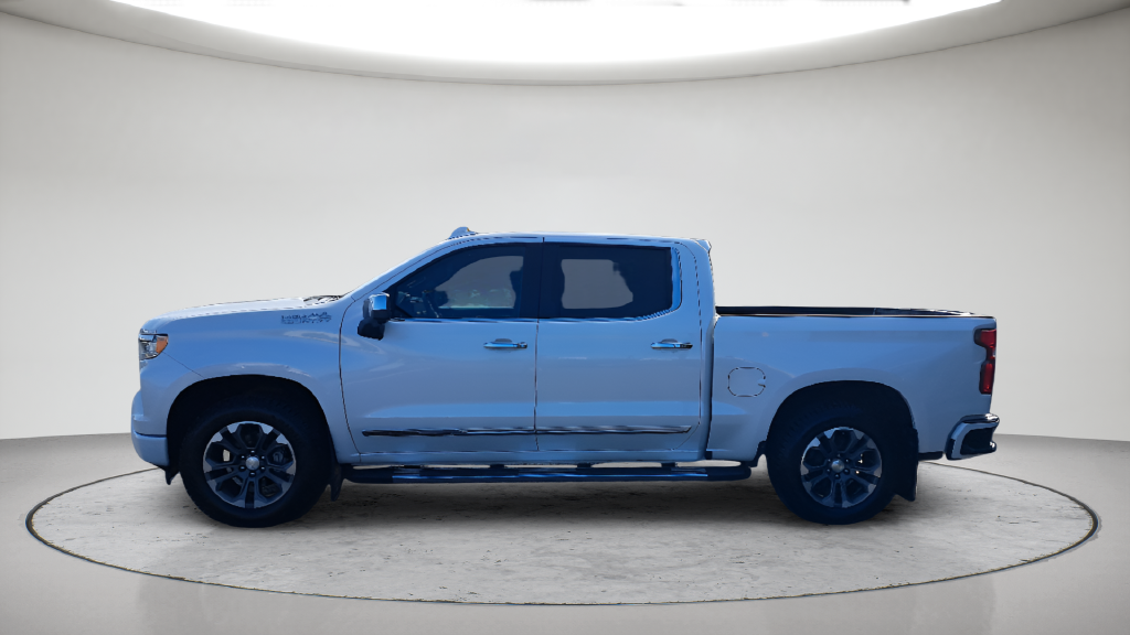 Used 2022  Chevrolet High Country image 8