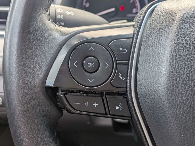 Used 2018 Gray Toyota SE image 24