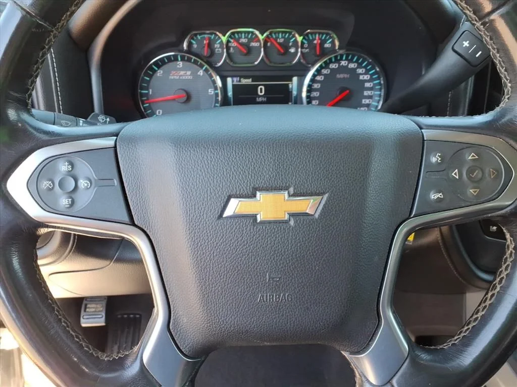 Used 2018 Summit White Chevrolet LTZ image 21