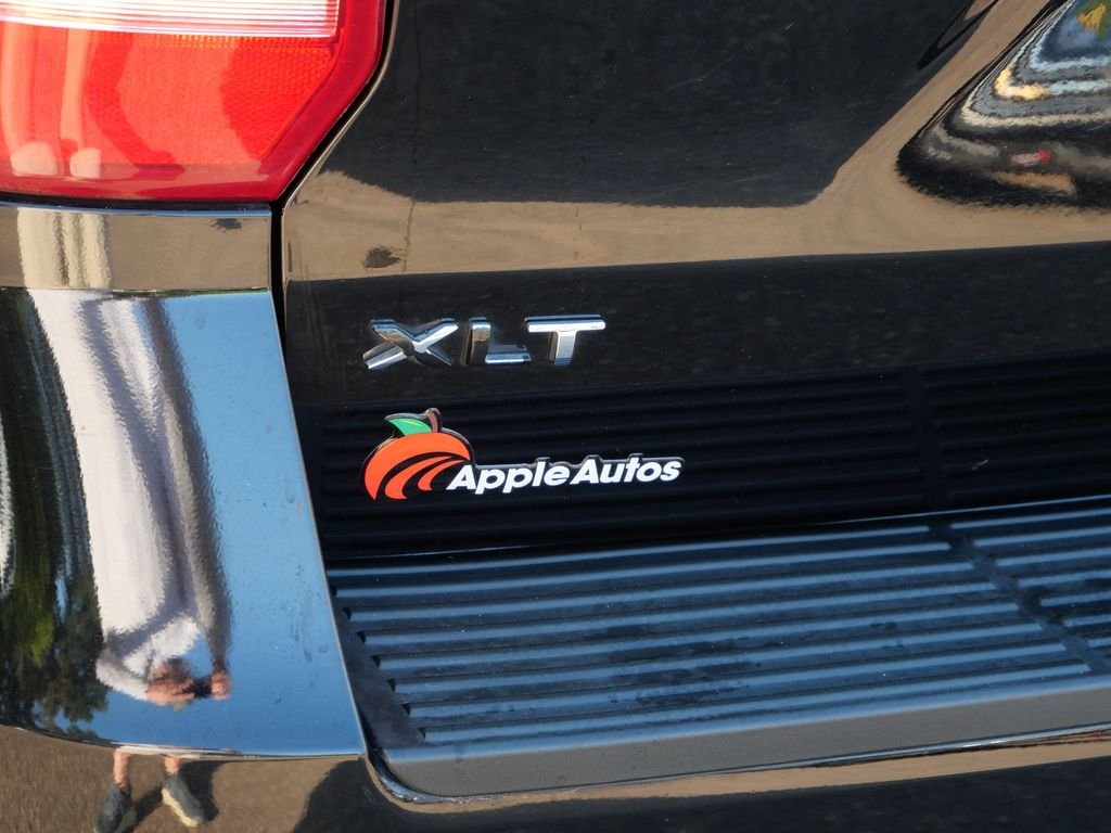 Used 2021 Black Ford XLT image 8