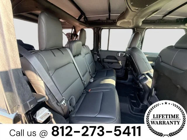 2025 Jeep Wrangler 4-Door Sahara - Photo 26