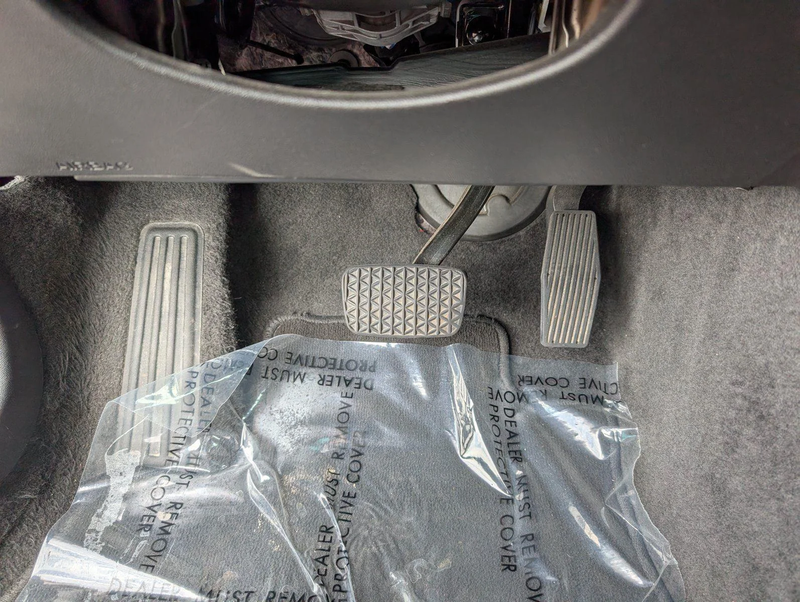 Used 2024 Sterling Gray Metallic Chevrolet 1LT image 28