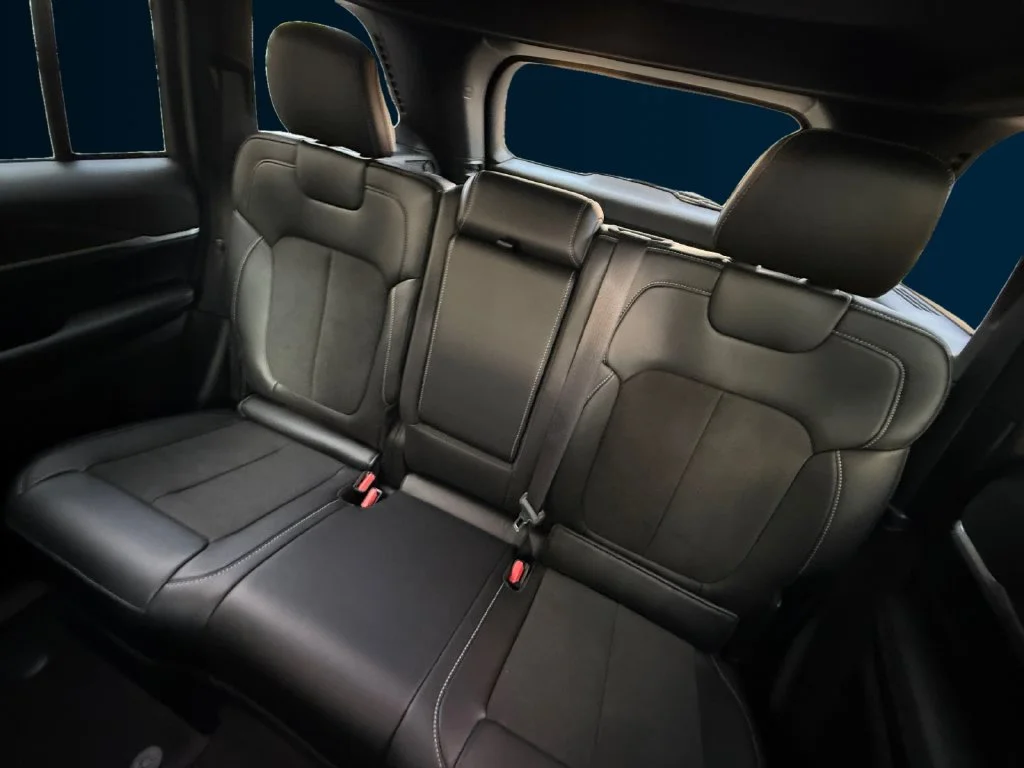 New 2027 Black Jeep Laredo Altitude image 16